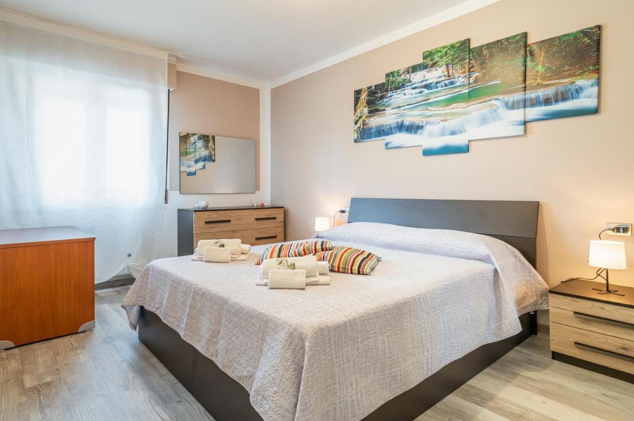 Domus Lucis Apartment Terrace & Private Parking Marinella di Sarzana Exteriör bild
